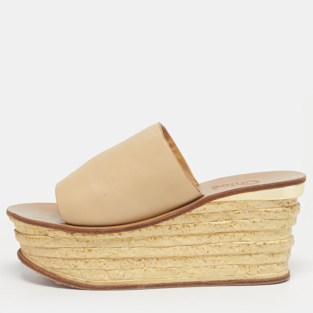 luxury-women-chloe-used-shoes-p1219126-006-1.jpg Chloe Beige Leather Wedge Slide Sandals Size 36