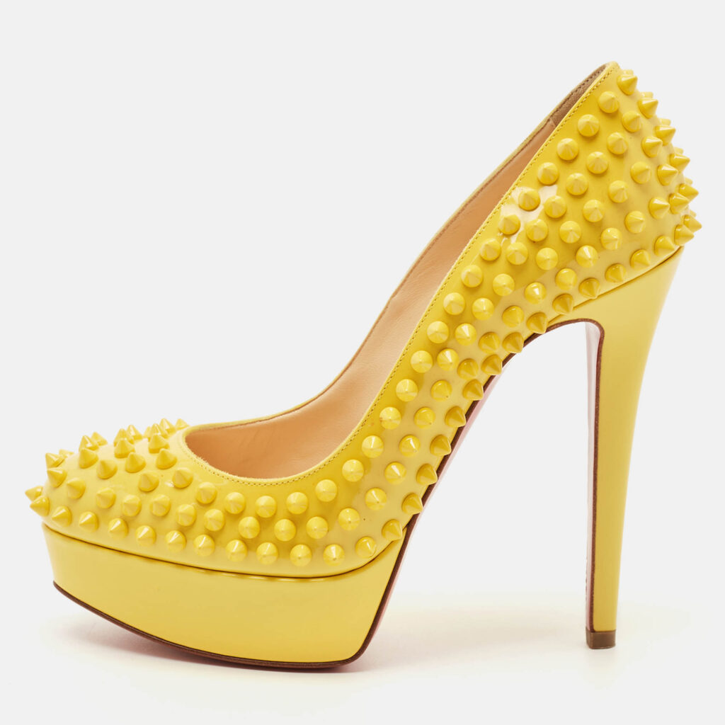 Christian Louboutin Yellow Patent Leather Bianca Spikes Pumps Size 36 Christian Louboutin Yellow Patent Leather Bianca Spikes Pumps Size 36