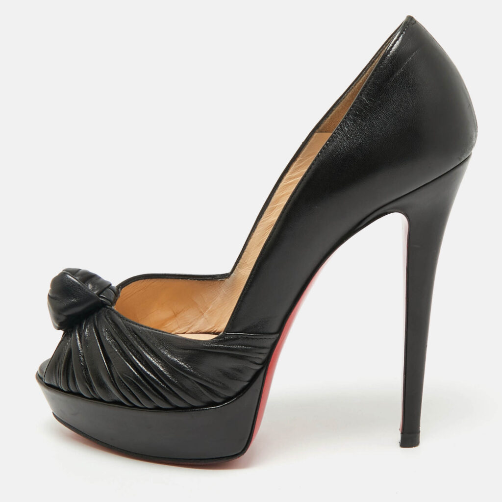 luxury-women-christian-louboutin-used-shoes-p1177642-010-1.jpg Christian Louboutin Black Leather Jenny Platform Pumps Size 38