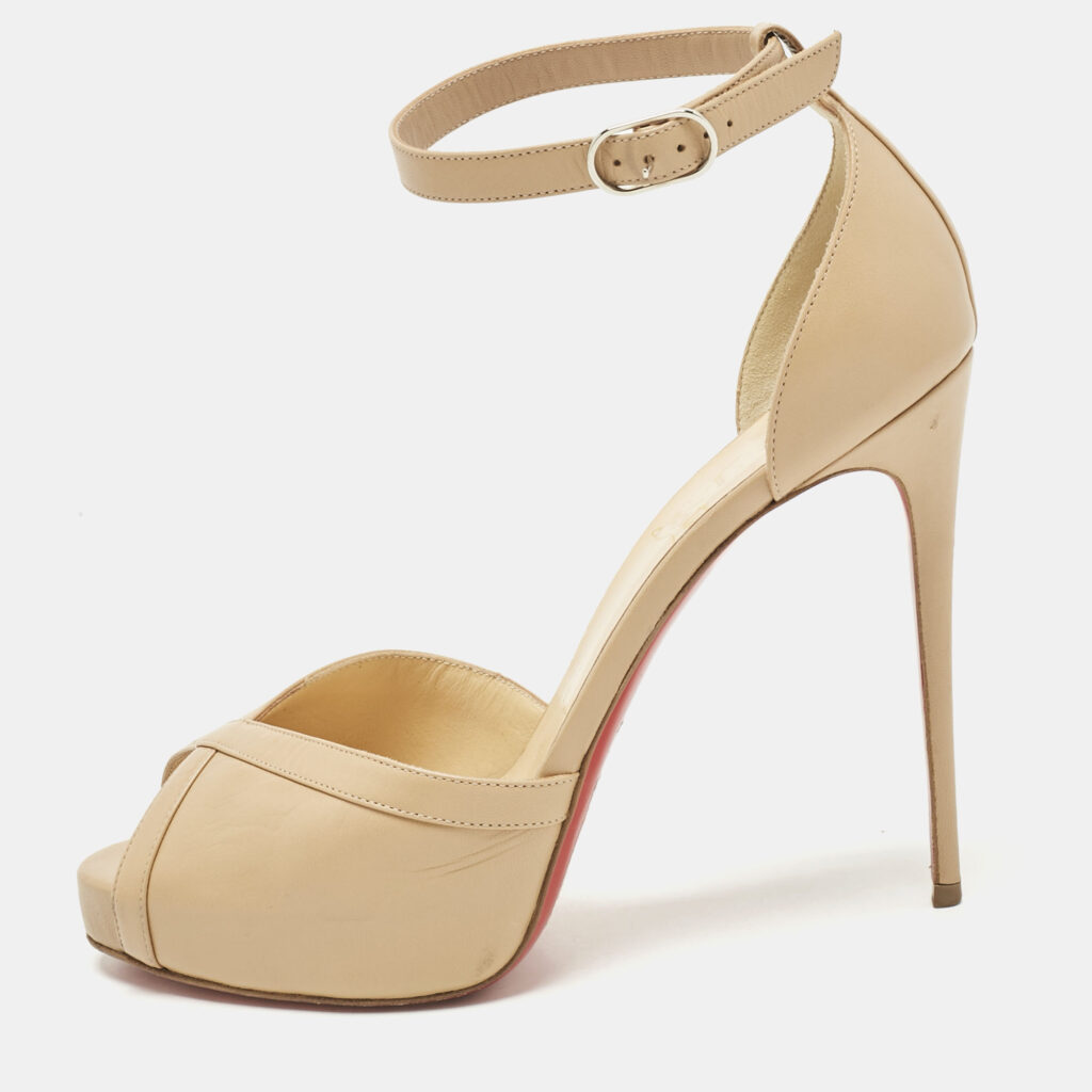 Christian Louboutin Beige Leather Very Cathy Sandals Size 39 Christian Louboutin Beige Leather Very Cathy Sandals Size 39