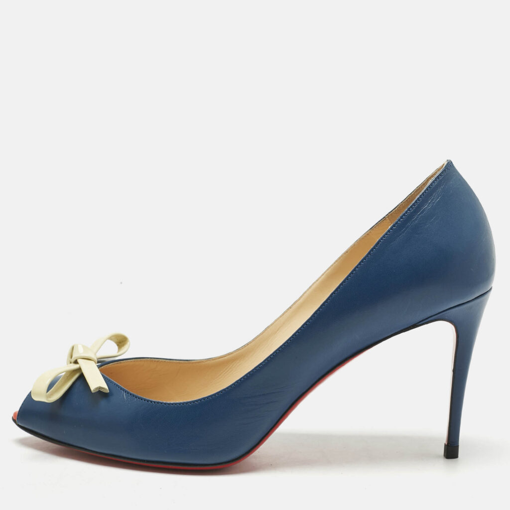 Christian Louboutin Navy Blue/Cream Leather Tibunodo Bow Peep Toe Pumps Size 40 Christian Louboutin Navy Blue/Cream Leather Tibunodo Bow Peep Toe Pumps Size 40