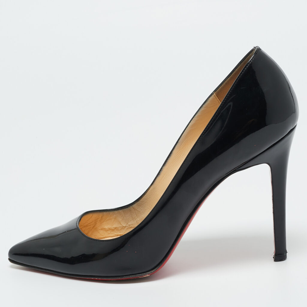 Christian Louboutin Black Patent Leather Pigalle Pumps Size 38.5 Christian Louboutin Black Patent Leather Pigalle Pumps Size 38.5