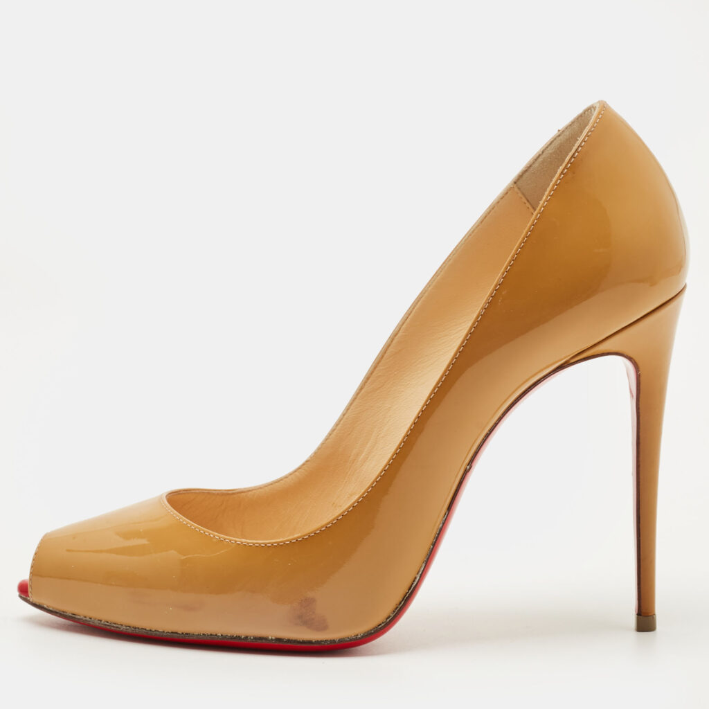 Christian Louboutin Beige Patent Leather Very Prive Peep Toe Pumps Size 37 Christian Louboutin Beige Patent Leather Very Prive Peep Toe Pumps Size 37