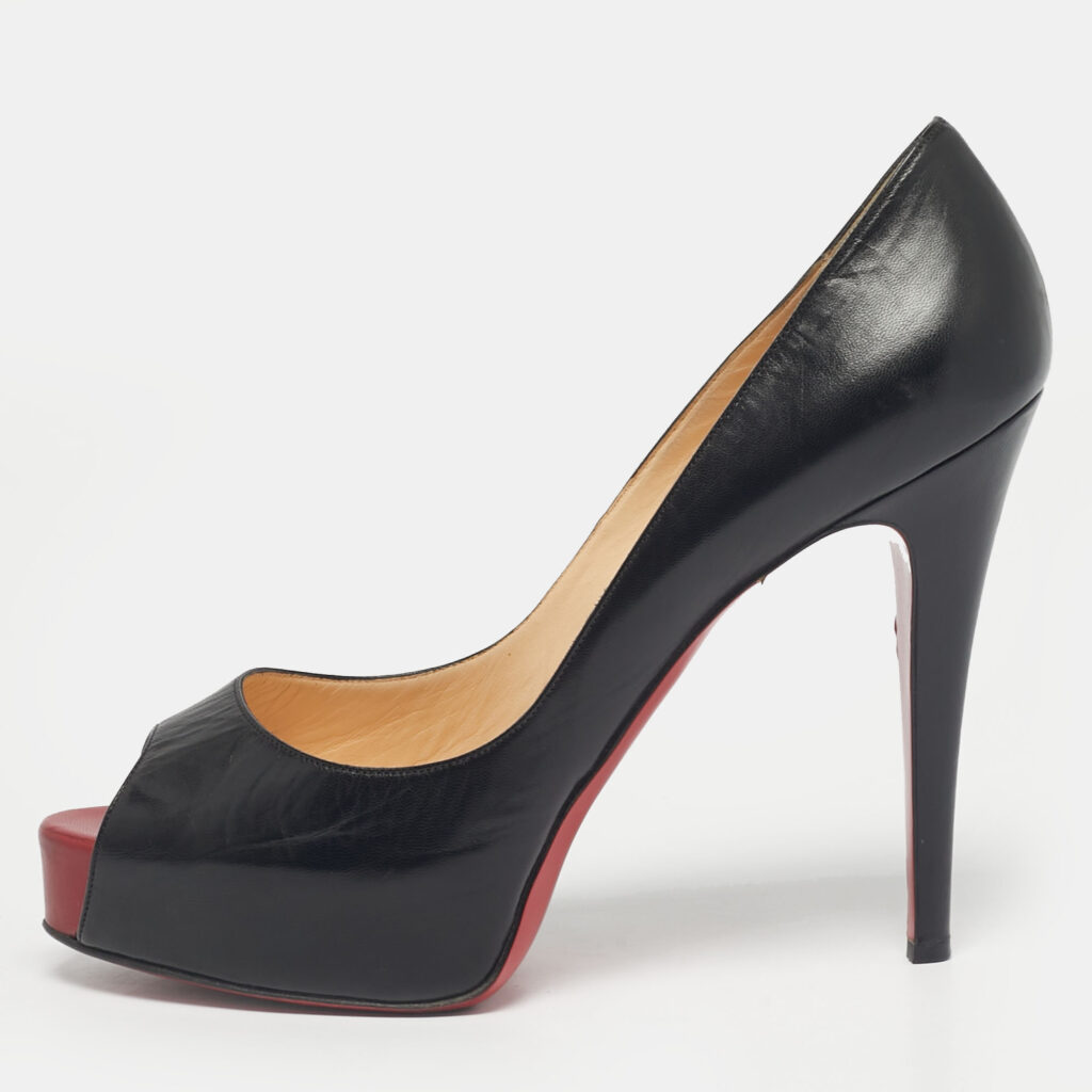 Christian Louboutin Black Leather Very Prive Pumps Size 40.5
