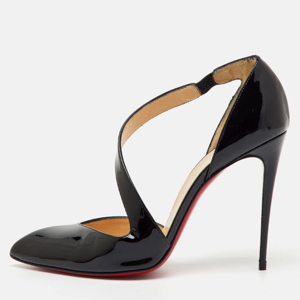 Christian Louboutin Black Patent Leather Pointed Toe Ograde Pumps Size 39 Christian Louboutin Black Patent Leather Pointed Toe Ograde Pumps Size 39