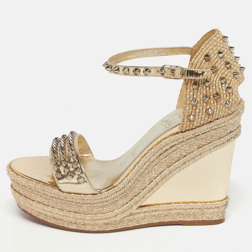 Christian Louboutin Madmonica Size 38 Gold Leather and Raffia Espadrille Sandals Christian Louboutin Madmonica Size 38 Gold Leather and Raffia Espadrille Sandals
