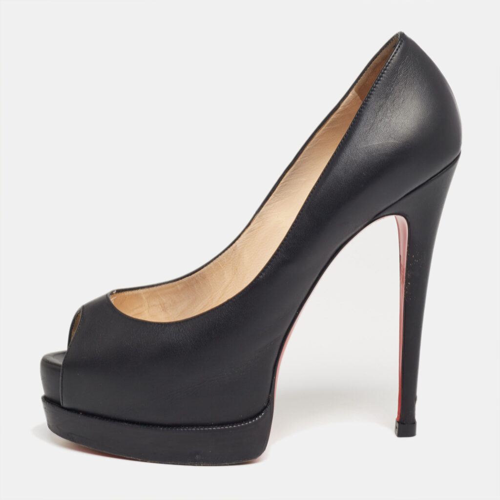 luxury-women-christian-louboutin-used-shoes-p627027-003-1.jpg Christian Louboutin Black Leather Palais Royal Pumps Size 38.5