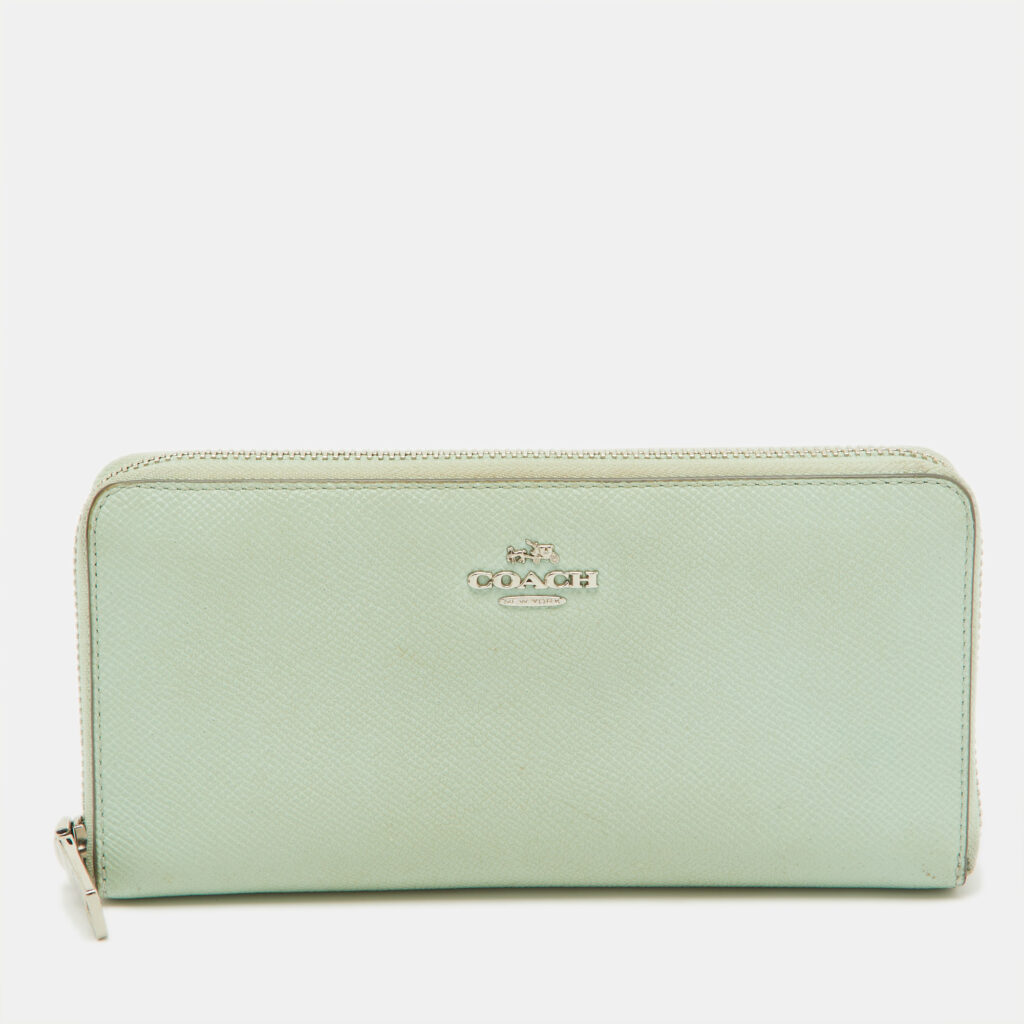 Coach Light Green Leather Long Zip Around Wallet Coach Light Green Leather Long Zip Around Wallet