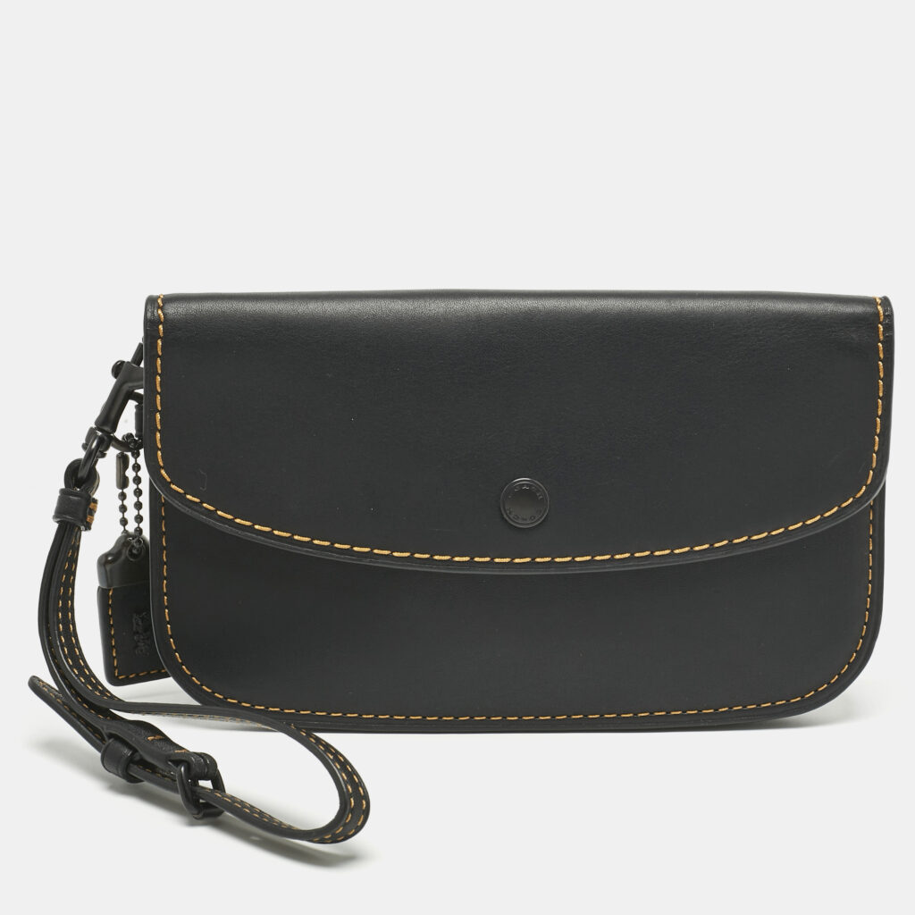 luxury-women-coach-used-handbags-p1217779-014-1.jpg Coach Black Leather Wristlet Clutch