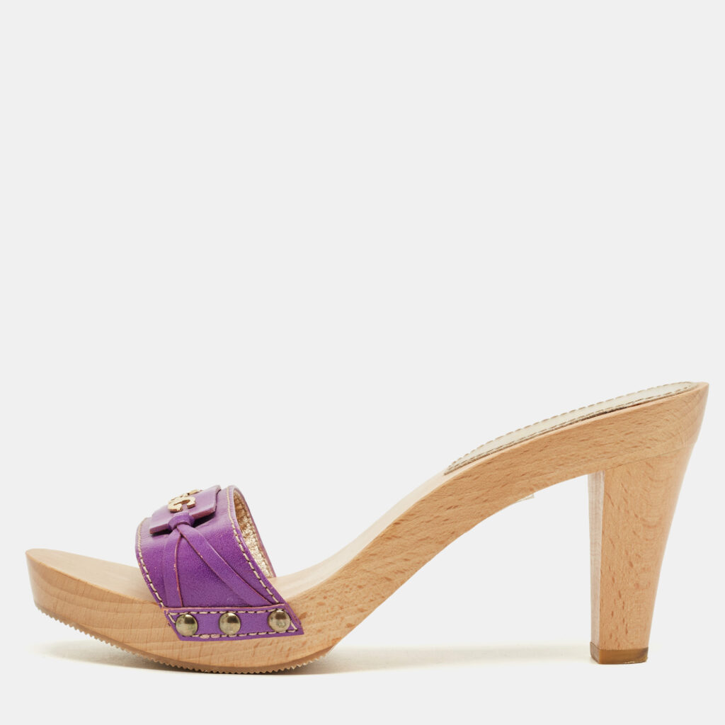 D&G Purple Leather Platform Clogs Size 38 D&G Purple Leather Platform Clogs Size 38