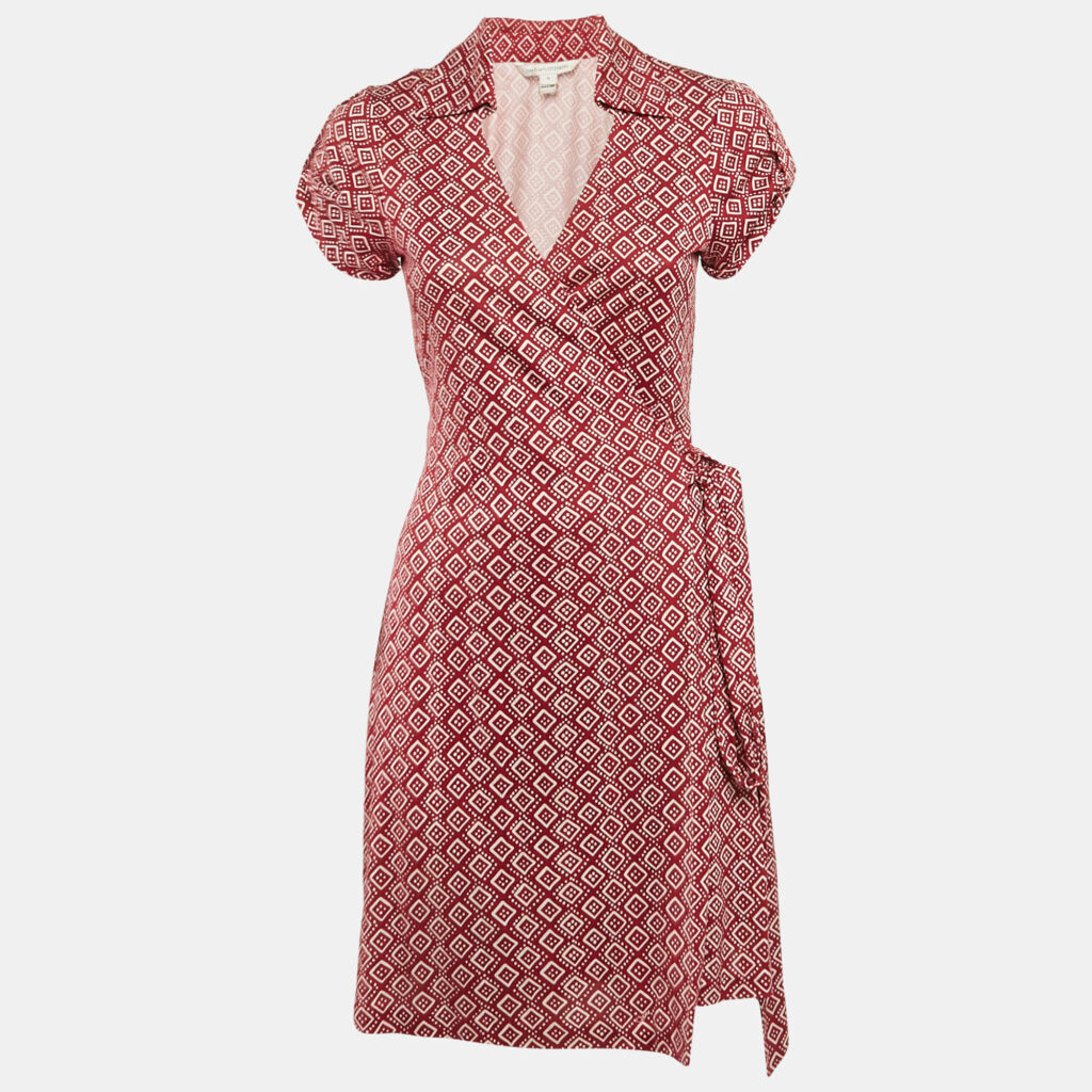 Diane Von Furstenberg Red Printed Silk Jersey Jilda Wrap Dress M Diane Von Furstenberg Red Printed Silk Jersey Jilda Wrap Dress M