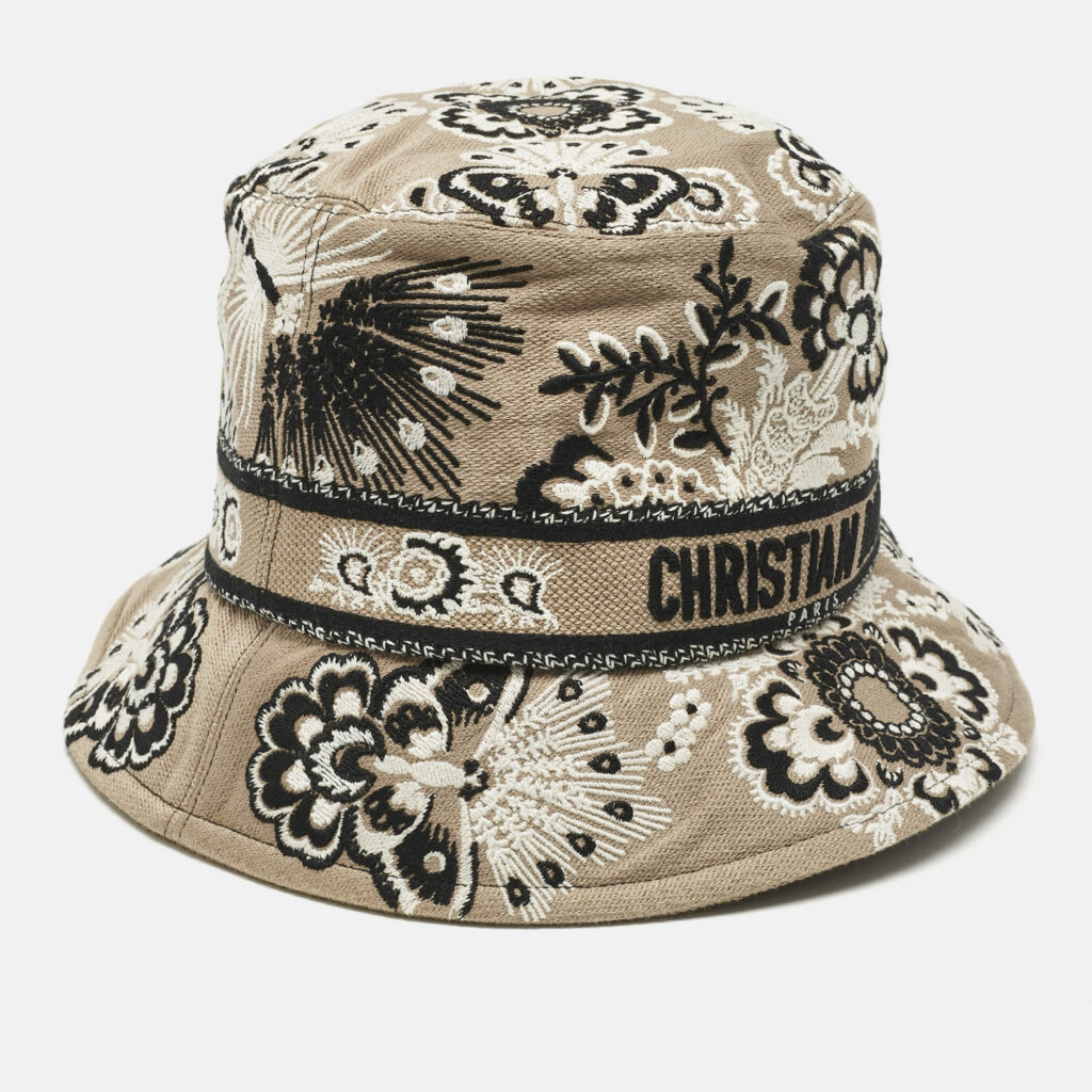 luxury-women-dior-used-accessories-p1210808-004-1.jpg Dior Beige Embroidered Canvas D-bobby Bucket Hat Size 59