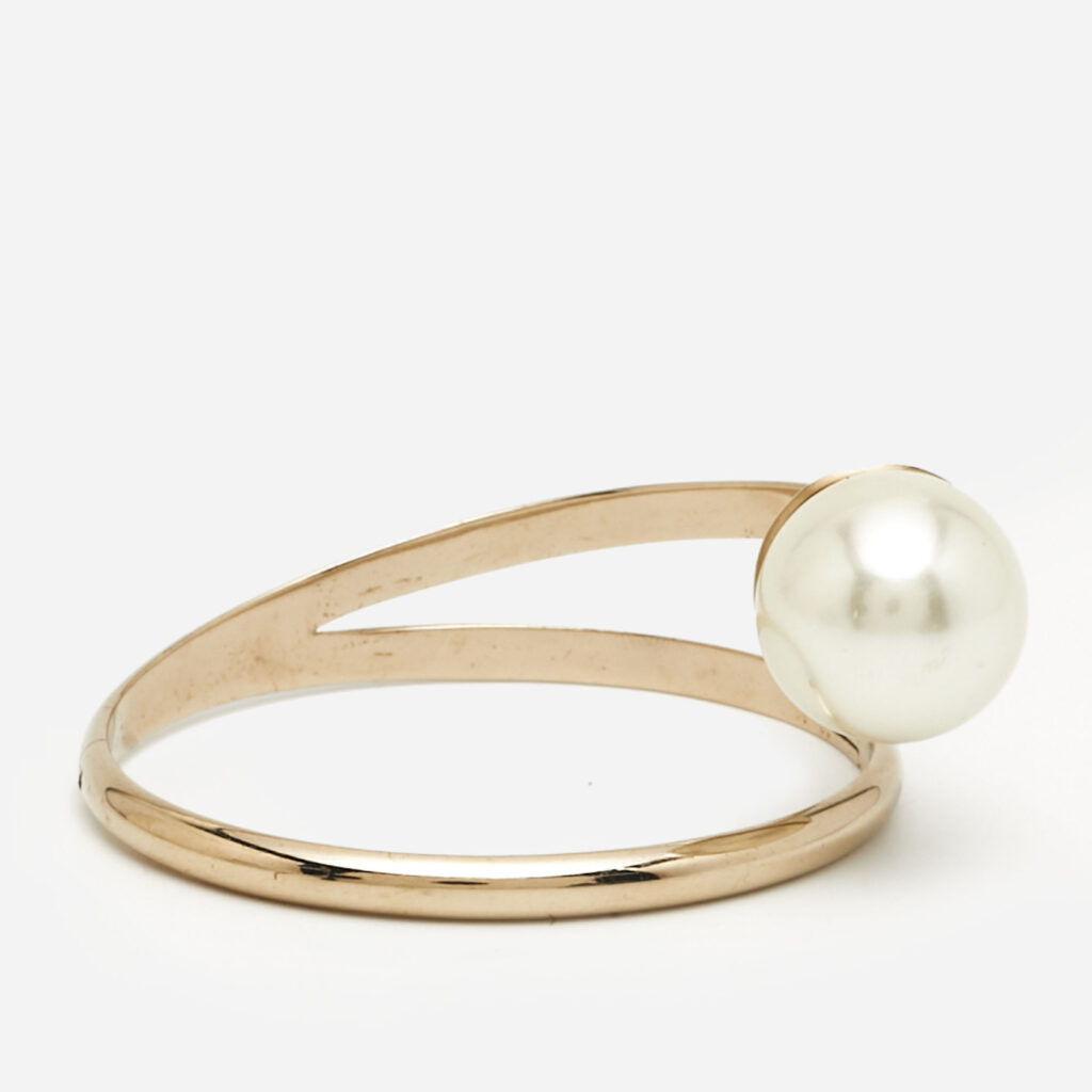 Dior UltraDior Faux Pear Gold Tonel Bracelet Dior UltraDior Faux Pear Gold Tonel Bracelet