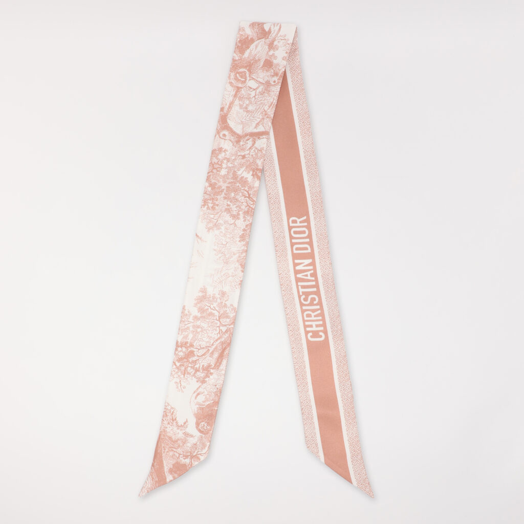 luxury-women-dior-used-accessories-p1224136-006-1.jpg Dior Ivory/Pink Toile de Jouy Sauvage Silk Mitzah Scarf