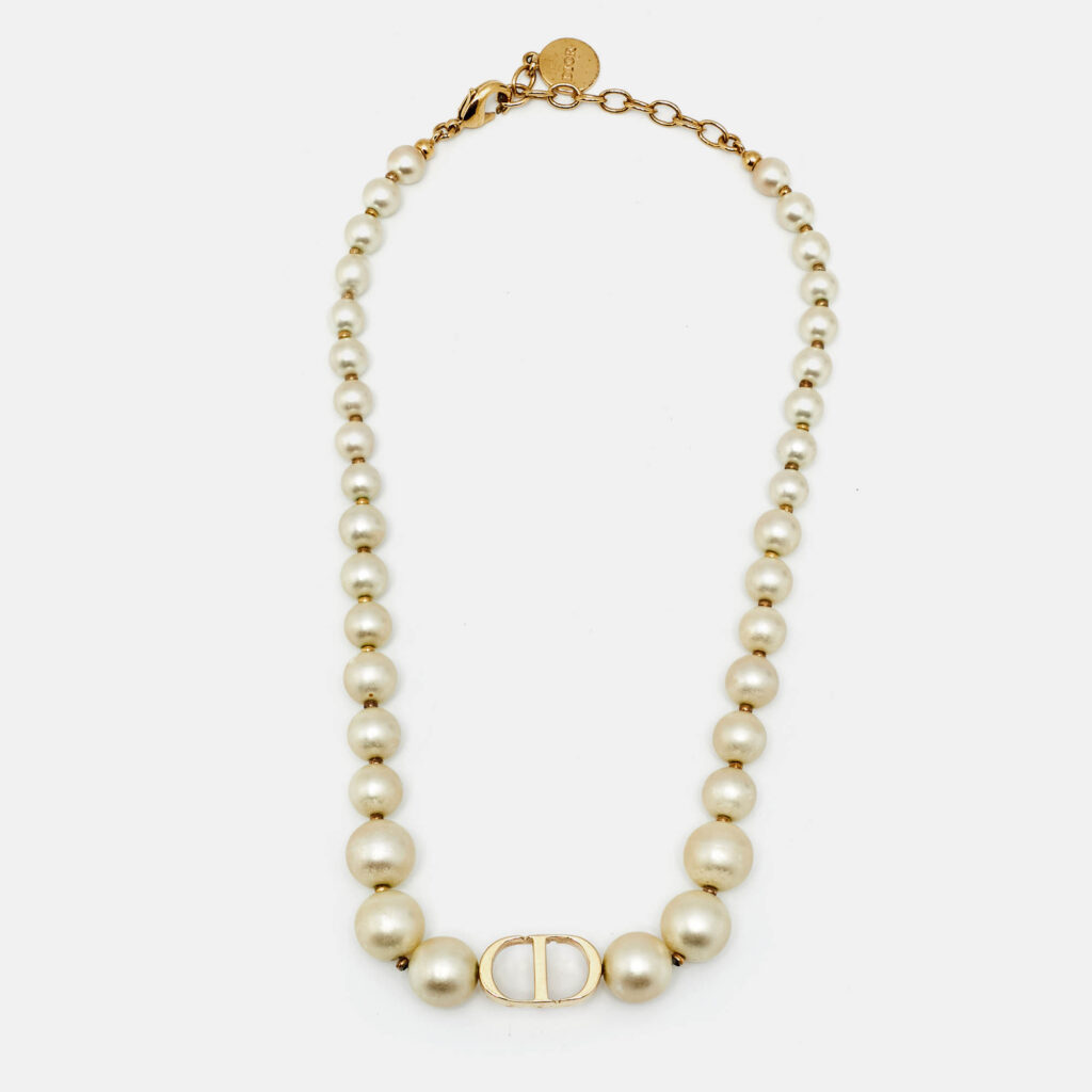 Dior 30 Montaigne Faux Pearl Gold Tone Choker Necklace Dior 30 Montaigne Faux Pearl Gold Tone Choker Necklace