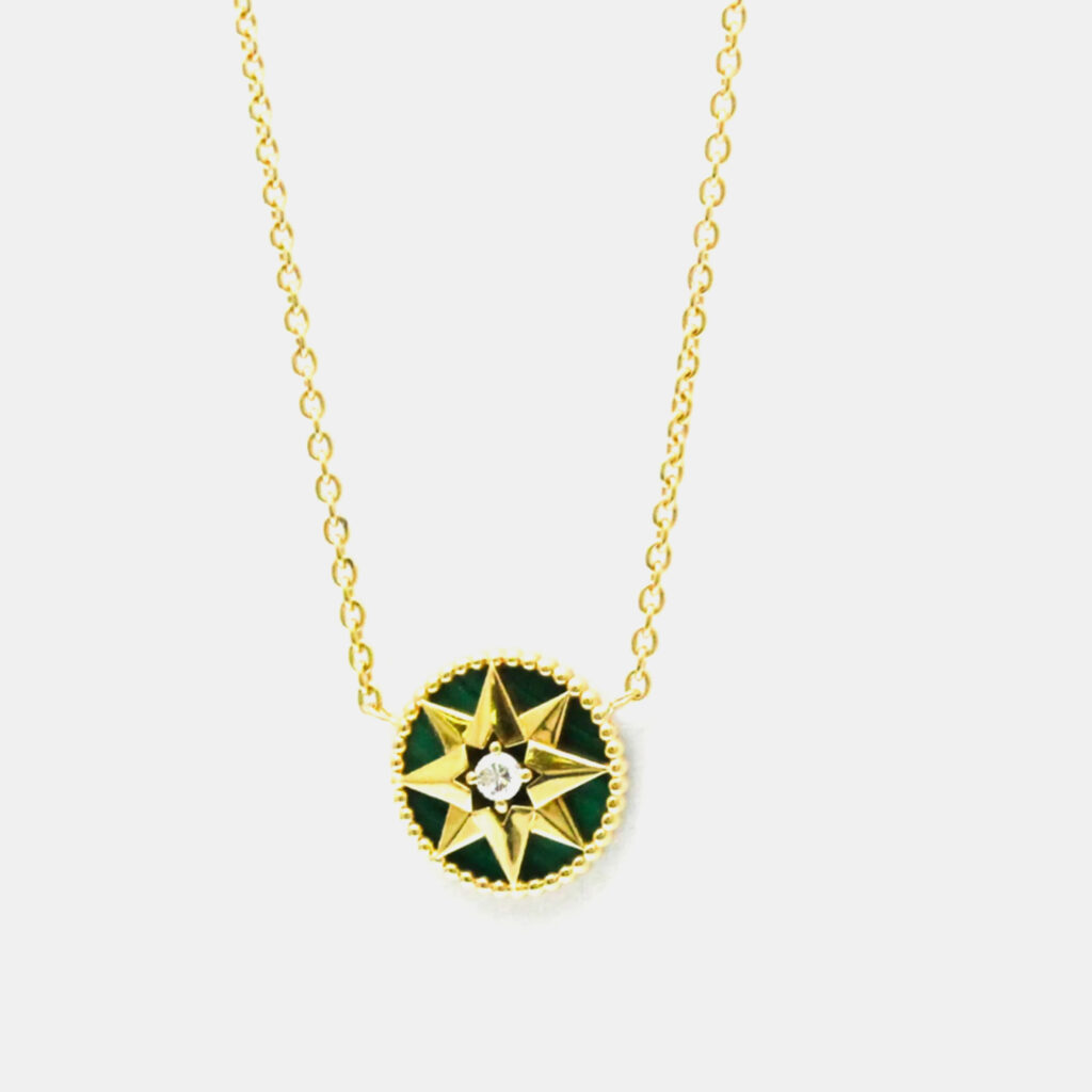 Christian Dior Rose des Vents 18K Yellow Gold Malachite Pendant Necklace Christian Dior Rose des Vents 18K Yellow Gold Malachite Pendant Necklace