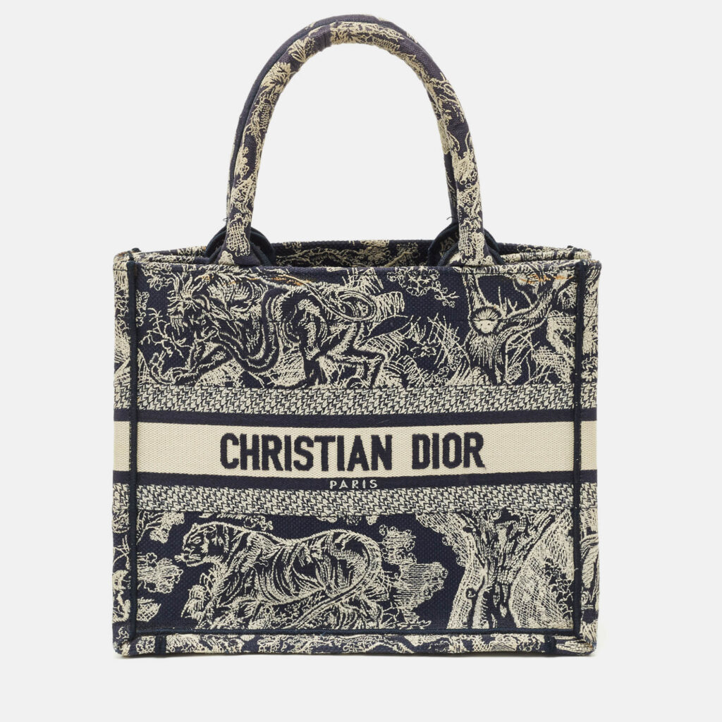 Dior Navy Blue/White Embroidered Canvas Small Toile de Jouy Book Tote Dior Navy Blue/White Embroidered Canvas Small Toile de Jouy Book Tote