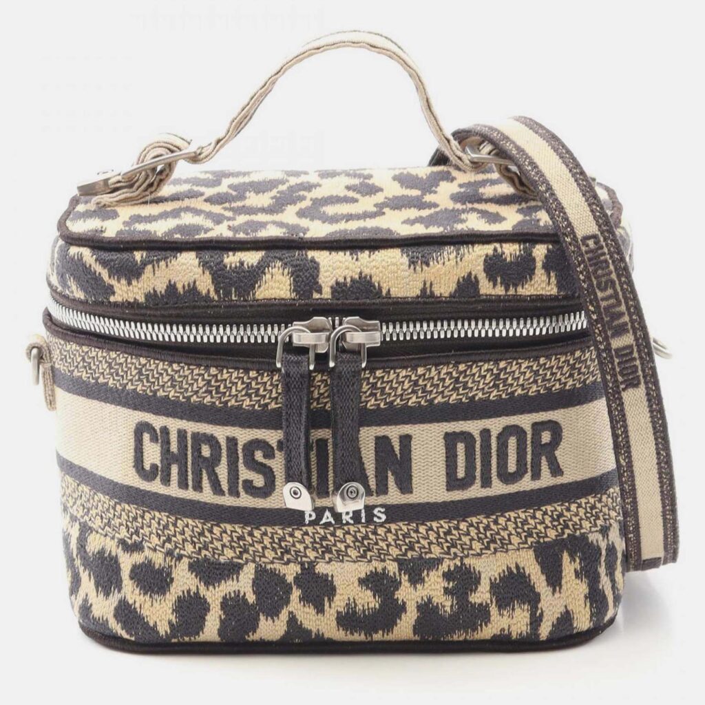 Dior Brown Mizza Small Embroidered Canvas Diortravel Leopard Vanity Case Dior Brown Mizza Small Embroidered Canvas Diortravel Leopard Vanity Case