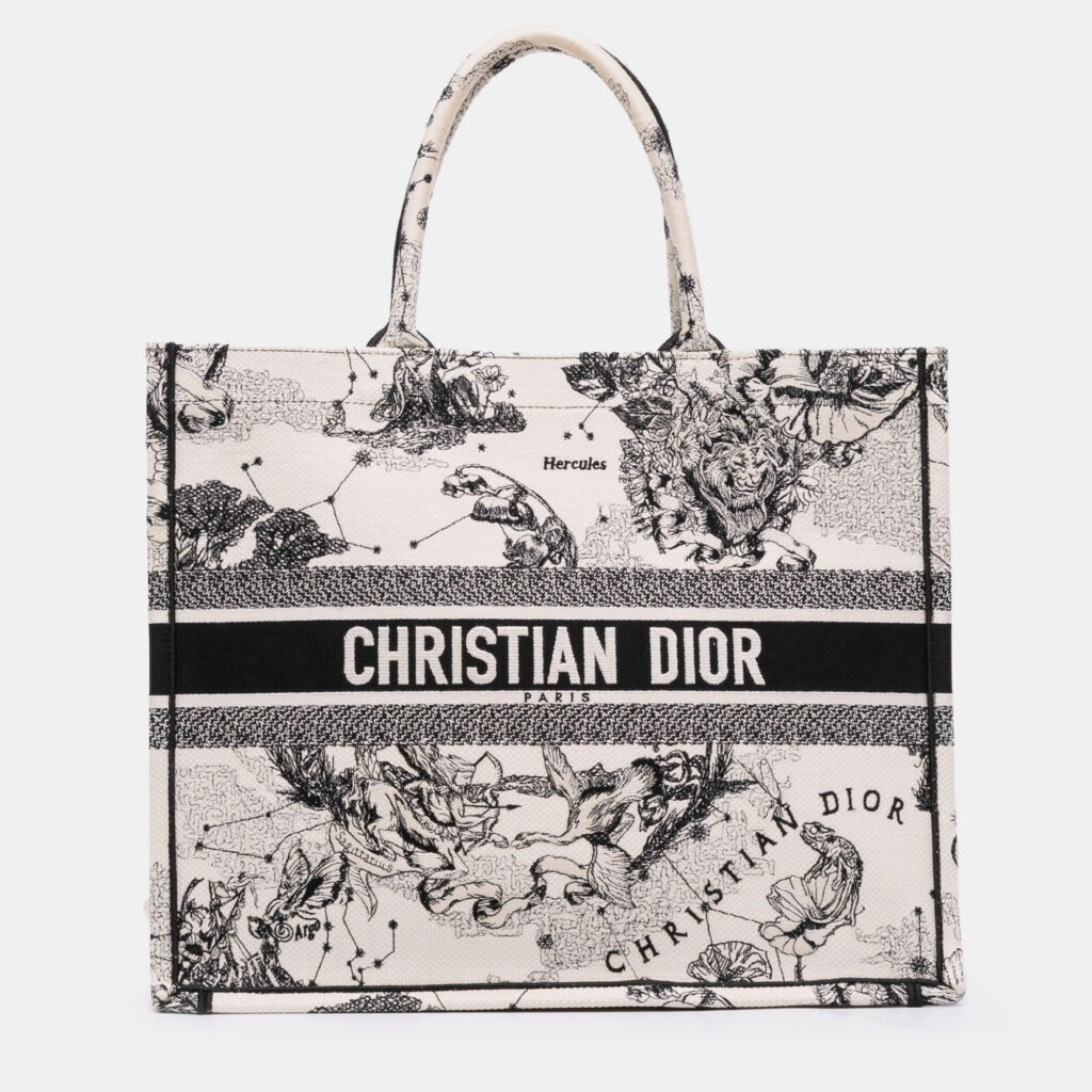 Dior White Large Canvas Embroidered Zodiac Toile De Jouy Book Tote Dior White Large Canvas Embroidered Zodiac Toile De Jouy Book Tote