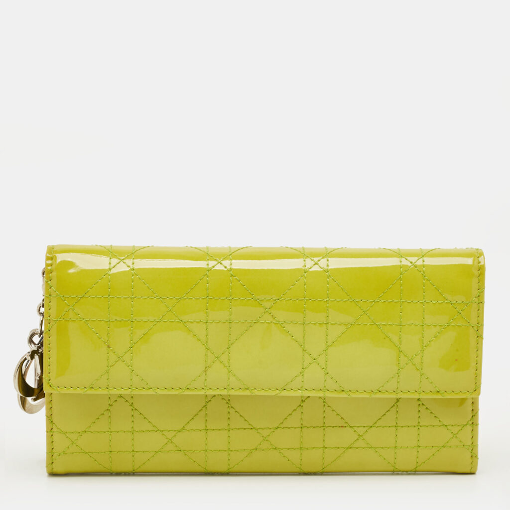 Dior Light Green Cannage Patent Leather Rendezvous Wallet on Chain Dior Light Green Cannage Patent Leather Rendezvous Wallet on Chain