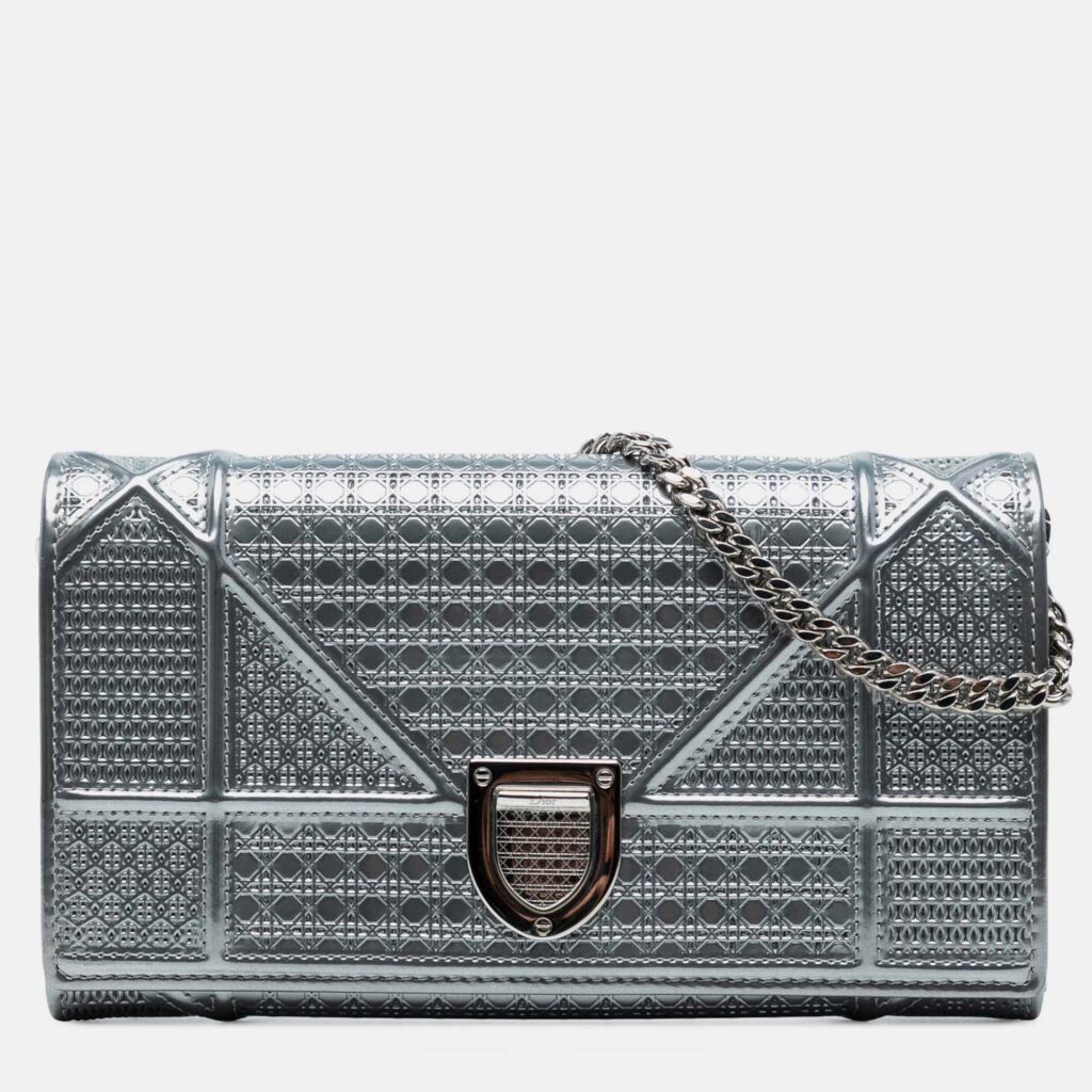 luxury-women-dior-used-handbags-p1244654-003-1.jpg Dior Silver Metallic Patent Microcannage Diorama Wallet on Chain