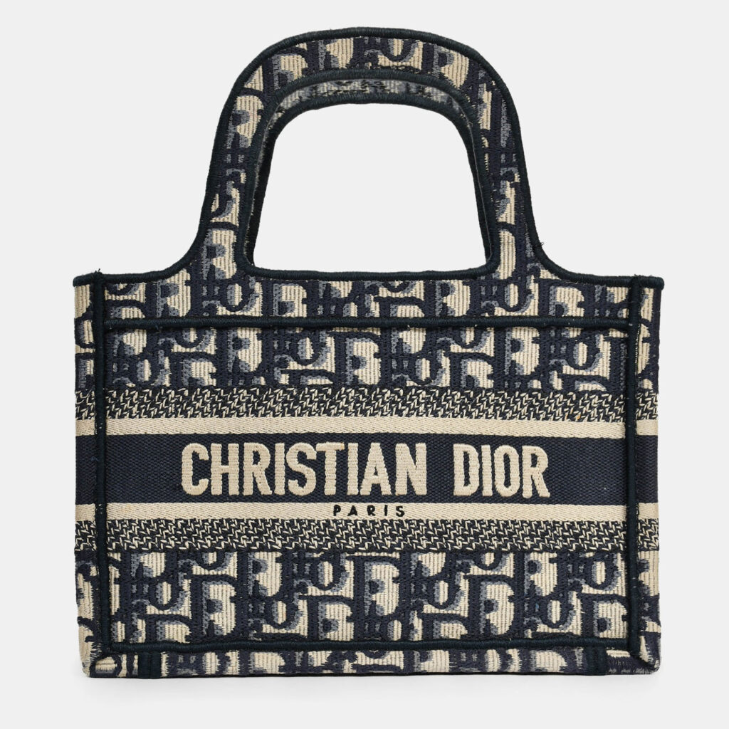 luxury-women-dior-used-handbags-p1248128-002-1.jpg Christian Dior 2020 Navy Oblique Mini Book Tote