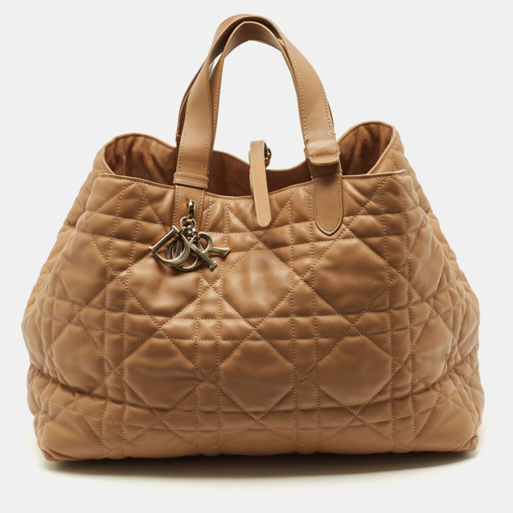Dior Toujours Large Tan Macrocannage Leather Tote Dior Toujours Large Tan Macrocannage Leather Tote