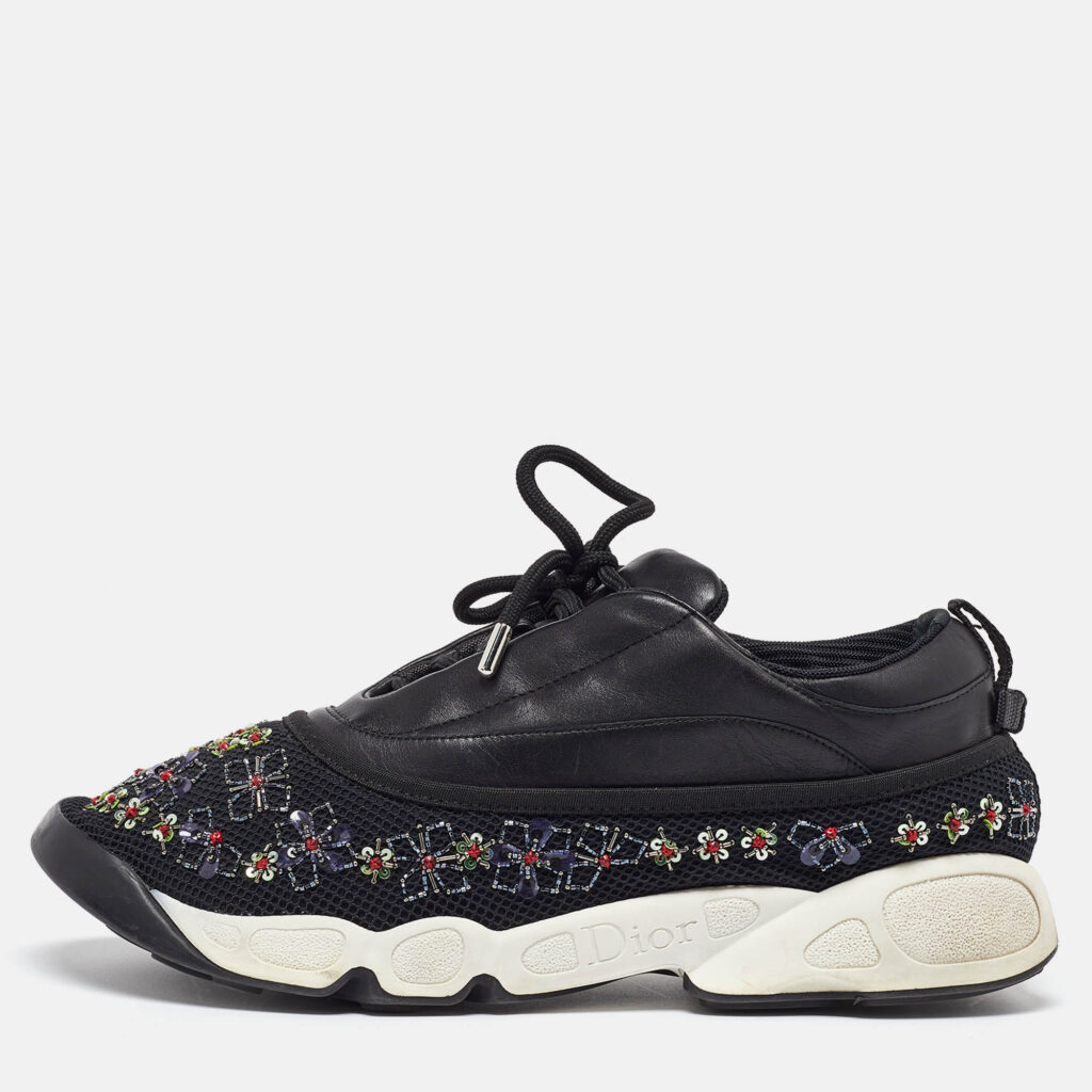 luxury-women-dior-used-shoes-p1020873-010-1.jpg Dior Black Leather and Mesh Beads Embellished Low Top Sneakers Size 42