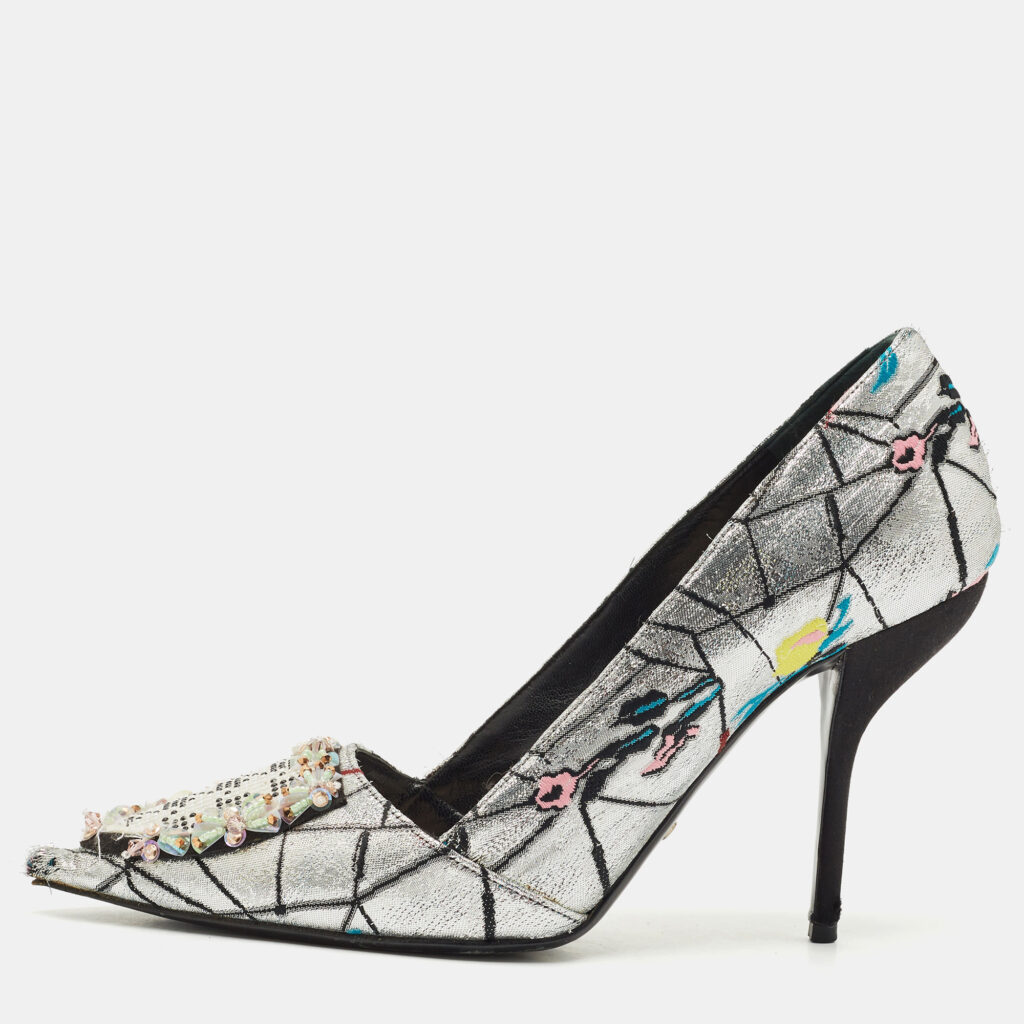 Dior Multicolor Embroidered Fabric Embellished Pointed Toe Pumps Size 40 Dior Multicolor Embroidered Fabric Embellished Pointed Toe Pumps Size 40