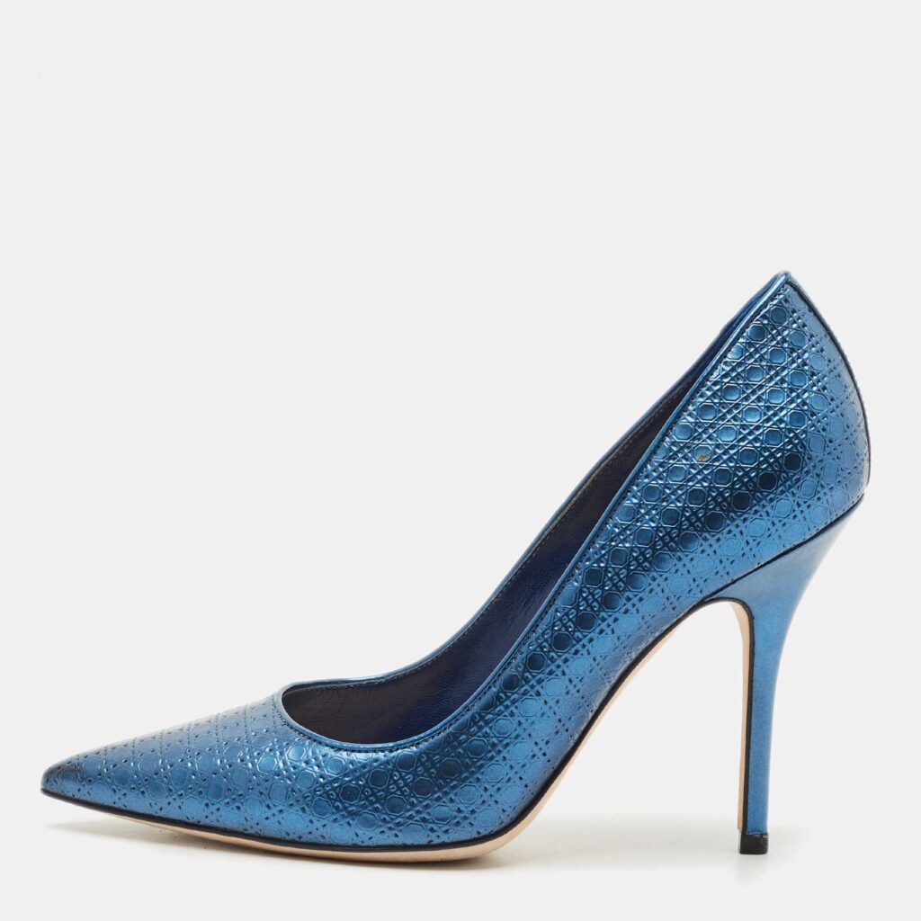 Dior Metallic Blue Microcannage Patent Leather Cherie Pointed Toe Pumps Size 36.5 Dior Metallic Blue Microcannage Patent Leather Cherie Pointed Toe Pumps Size 36.5