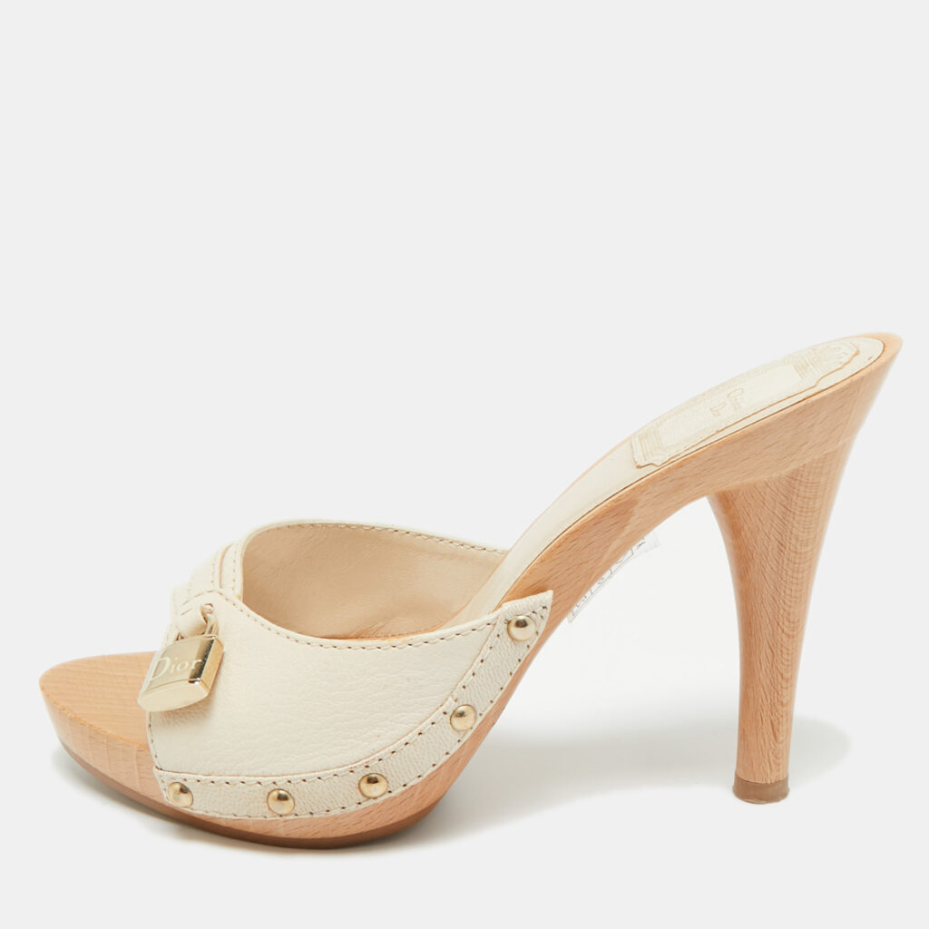 Dior White Leather Luck Slide Sandals Size 36 Dior White Leather Luck Slide Sandals Size 36