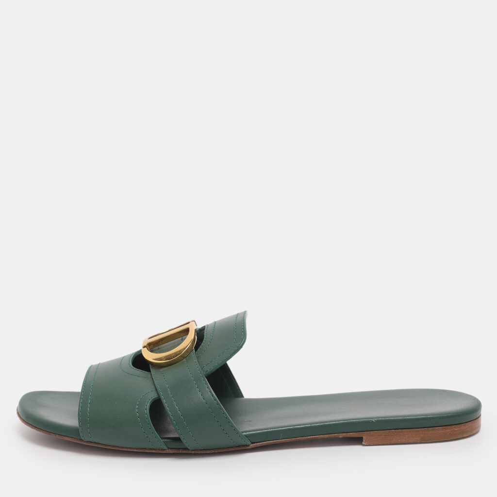 Dior Green Leather 30 Montaigne Flat Sandals Size 40 Dior Green Leather 30 Montaigne Flat Sandals Size 40