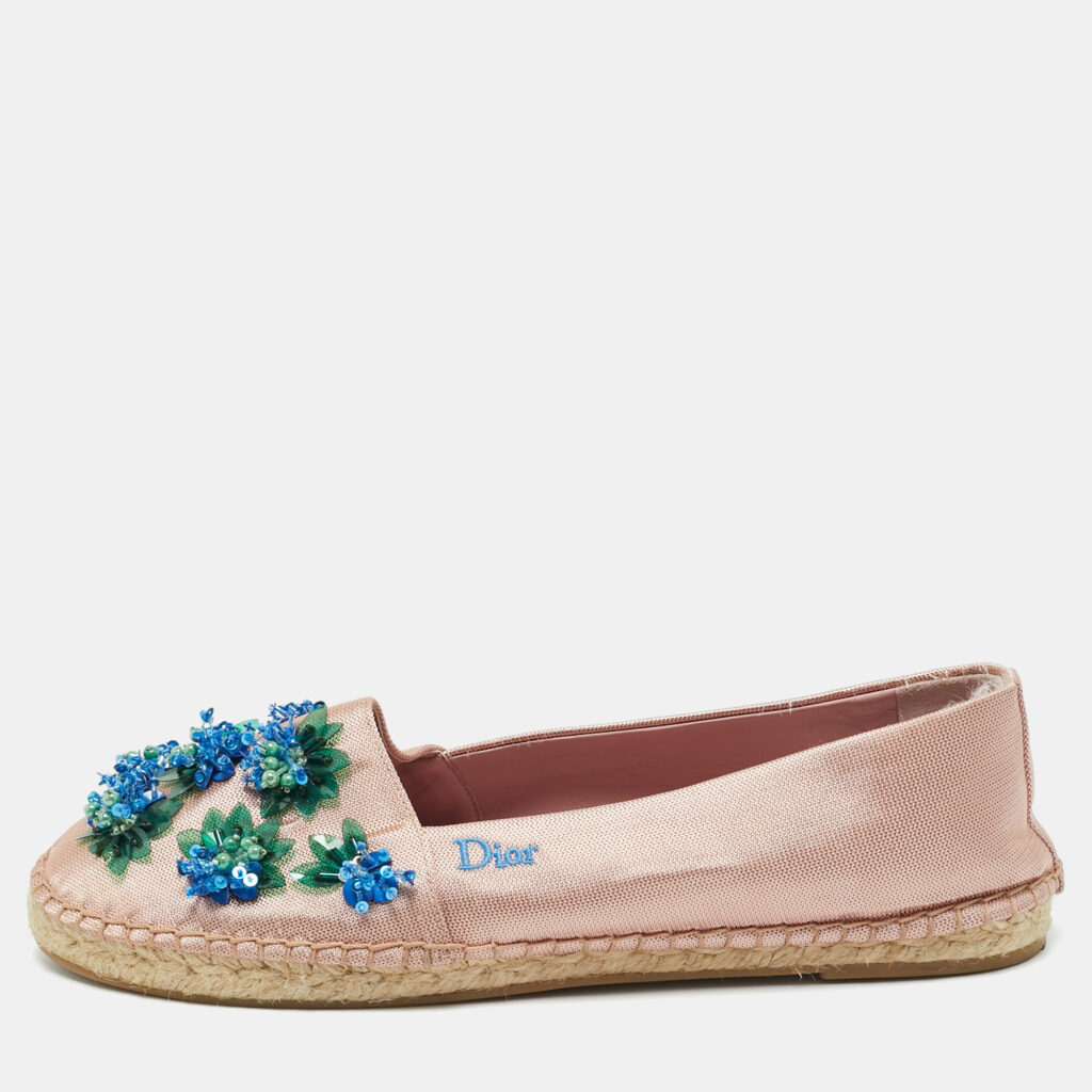 Dior Crepè Pink Floral Embellished Canvas Espadrille Loafers Size 38 Dior Crepè Pink Floral Embellished Canvas Espadrille Loafers Size 38