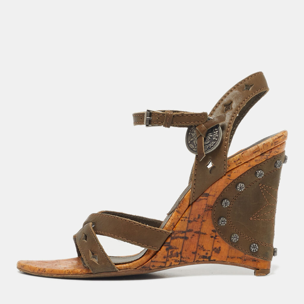 luxury-women-dior-used-shoes-p1223760-001-1.jpg Dior Two Tone Leather Gaucho Wedge Ankle Strap Sandals Size 37