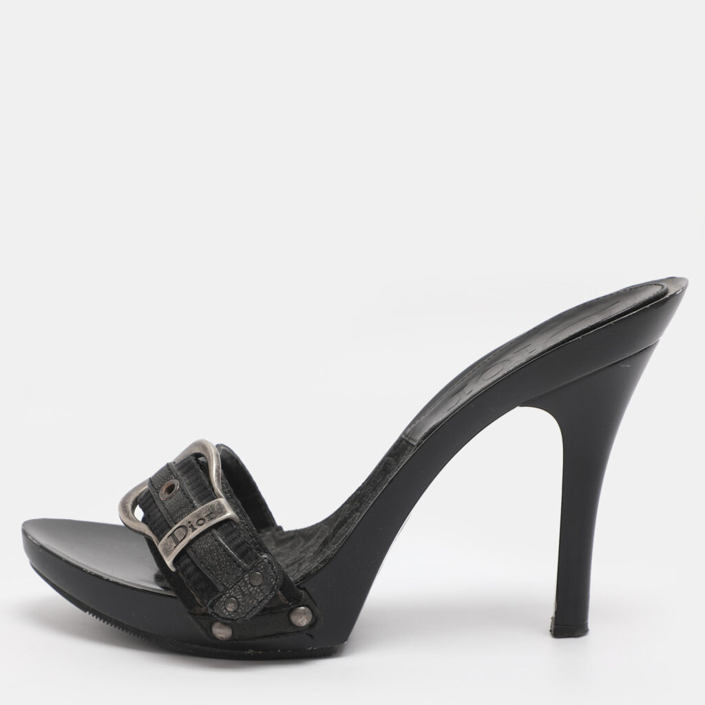 Dior Black Canvas And Leather Buckle Open Toe Sandals Size 35 Dior Black Canvas And Leather Buckle Open Toe Sandals Size 35