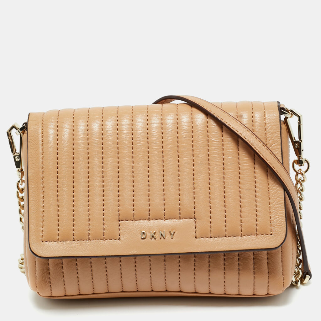 DKNY Beige Quilted Leather Gansevoort Crossbody Bag DKNY Beige Quilted Leather Gansevoort Crossbody Bag