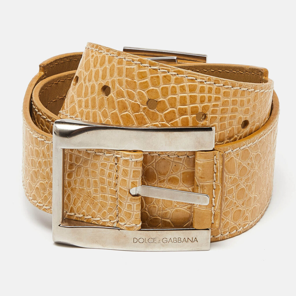 luxury-women-dolcegabbana-used-accessories-p1002784-001-1.jpg Dolce & Gabbana Cream Croc Embossed Leather Buckle Belt