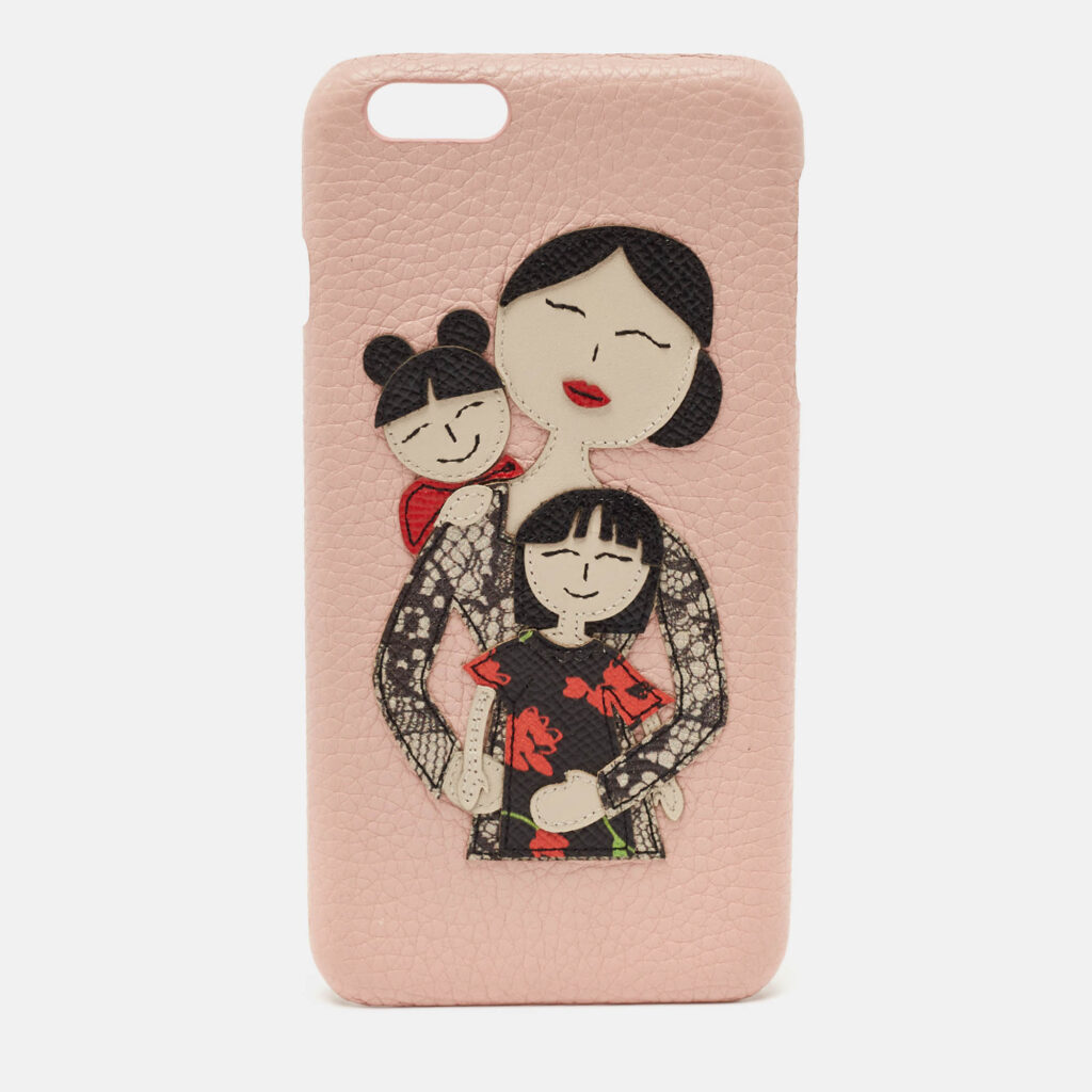 Dolce & Gabbana Pink Leather Mother and Daughter iPhone 6/6s Plus Cover Dolce & Gabbana Pink Leather Mother and Daughter iPhone 6/6s Plus Cover