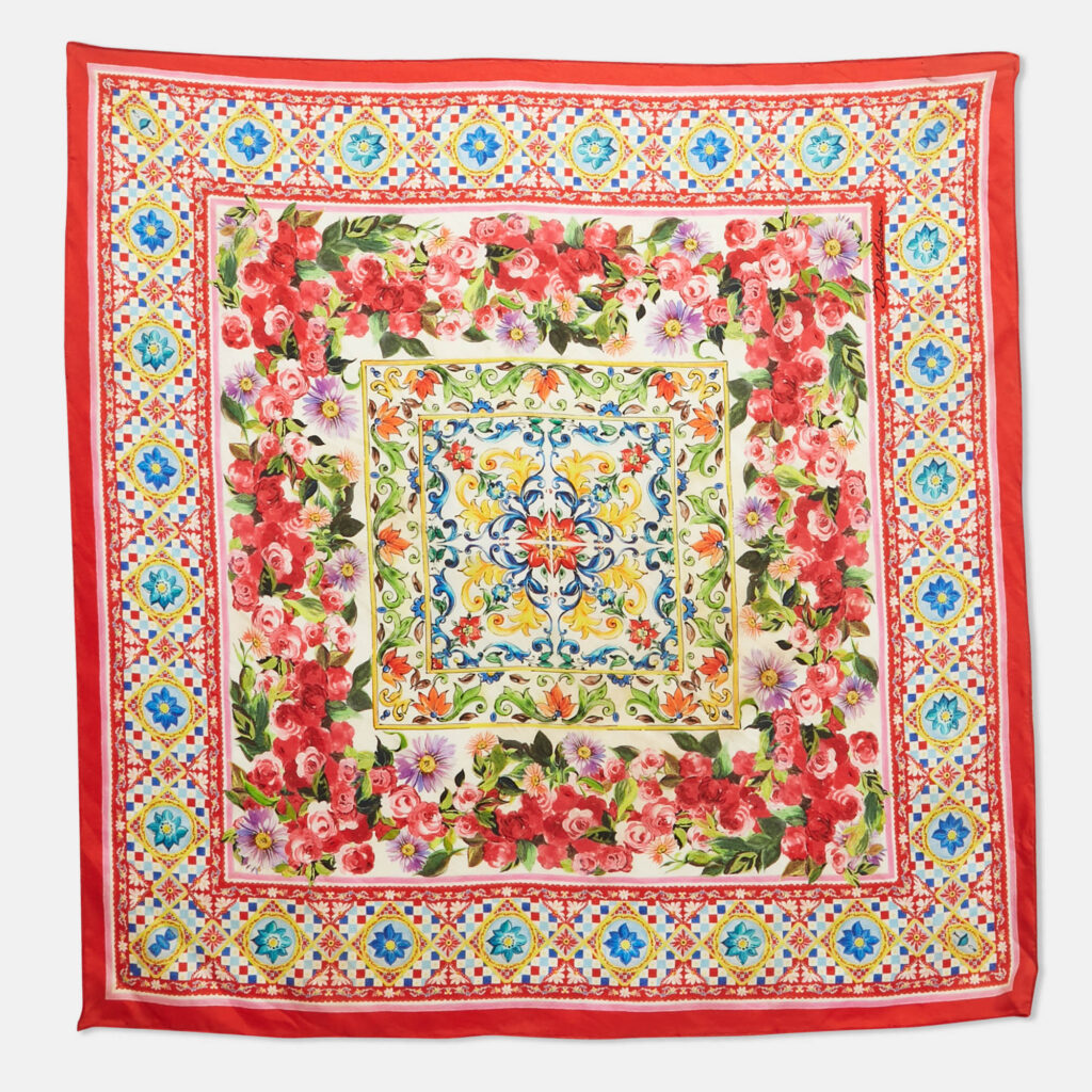 Dolce & Gabbana Red/White Printed Silk Square Scarf Dolce & Gabbana Red/White Printed Silk Square Scarf