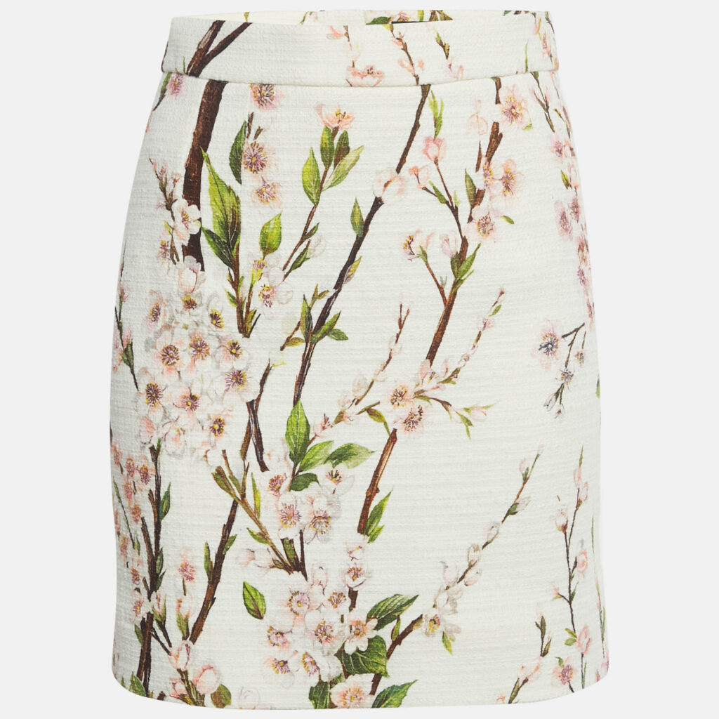 Dolce & Gabbana White Floral Print Tweed Mini Skirt M Dolce & Gabbana White Floral Print Tweed Mini Skirt M
