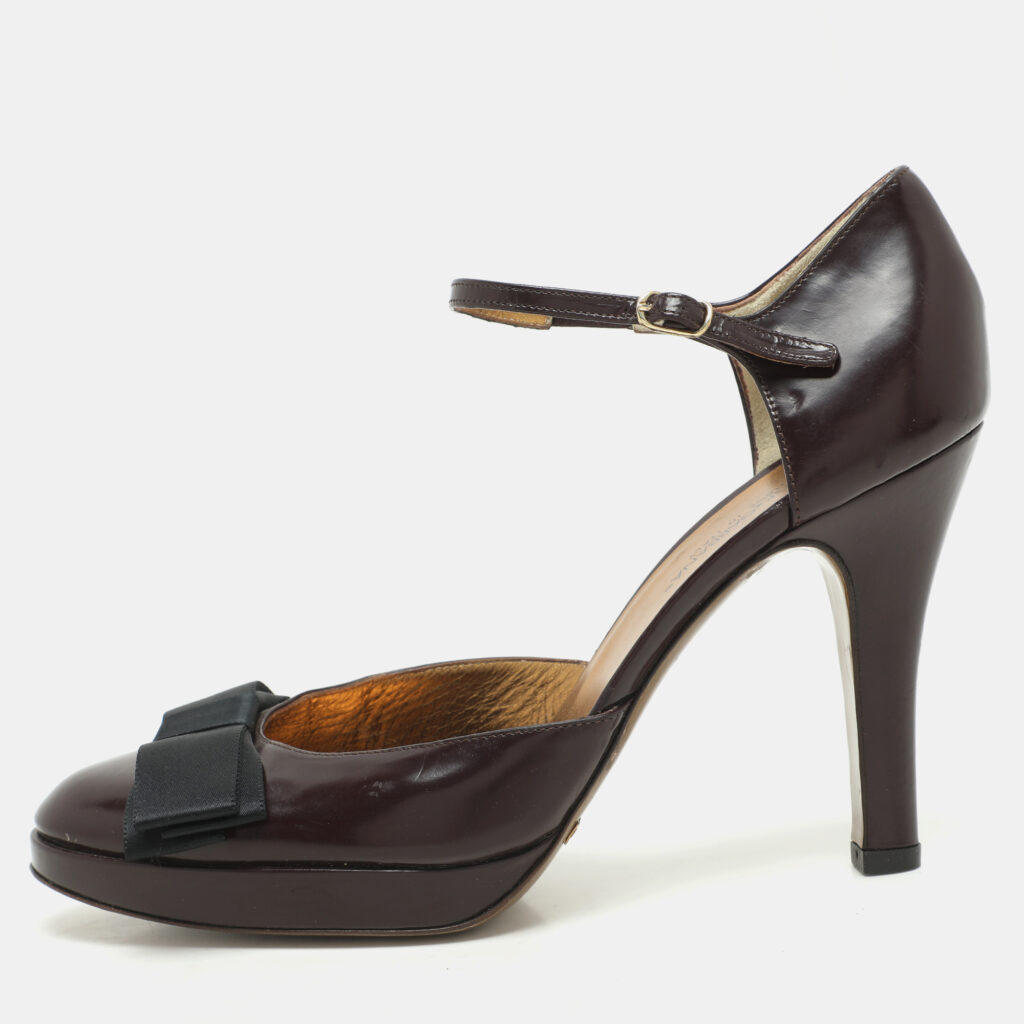 Dolce & Gabbana Burgundy/Black Leather Bow D'orsay Ankle Strap Pumps Size 38.5 Dolce & Gabbana Burgundy/Black Leather Bow D'orsay Ankle Strap Pumps Size 38.5