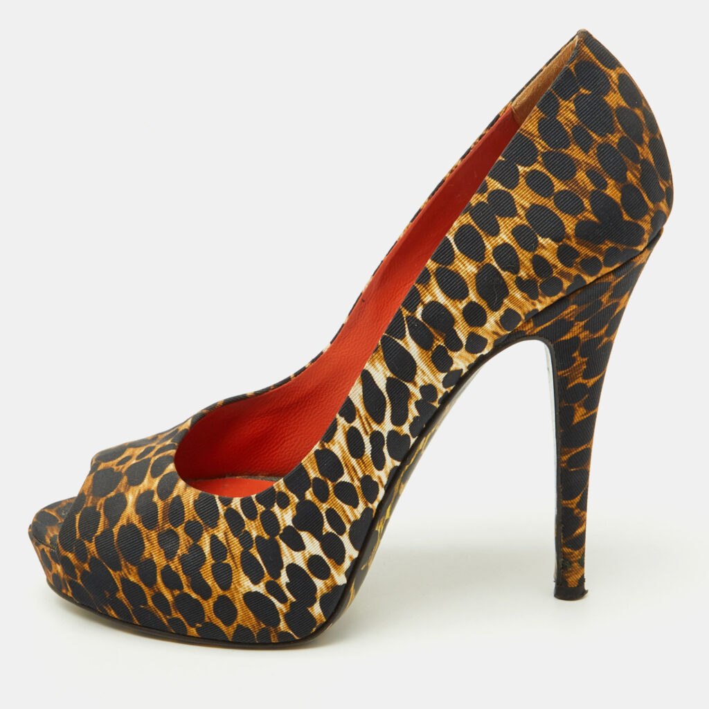 Dolce & Gabbana Black/Brown Leopard Print Fabric Platform Peep Toe Pumps Size 37 Dolce & Gabbana Black/Brown Leopard Print Fabric Platform Peep Toe Pumps Size 37