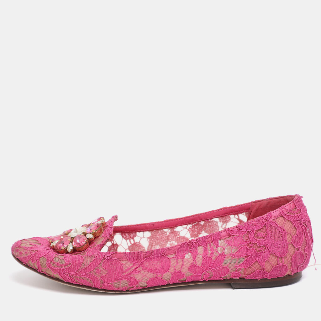 Dolce & Gabbana Pink Lace Crystal Embellished Taormina Ballet Flats Size 38 Dolce & Gabbana Pink Lace Crystal Embellished Taormina Ballet Flats Size 38