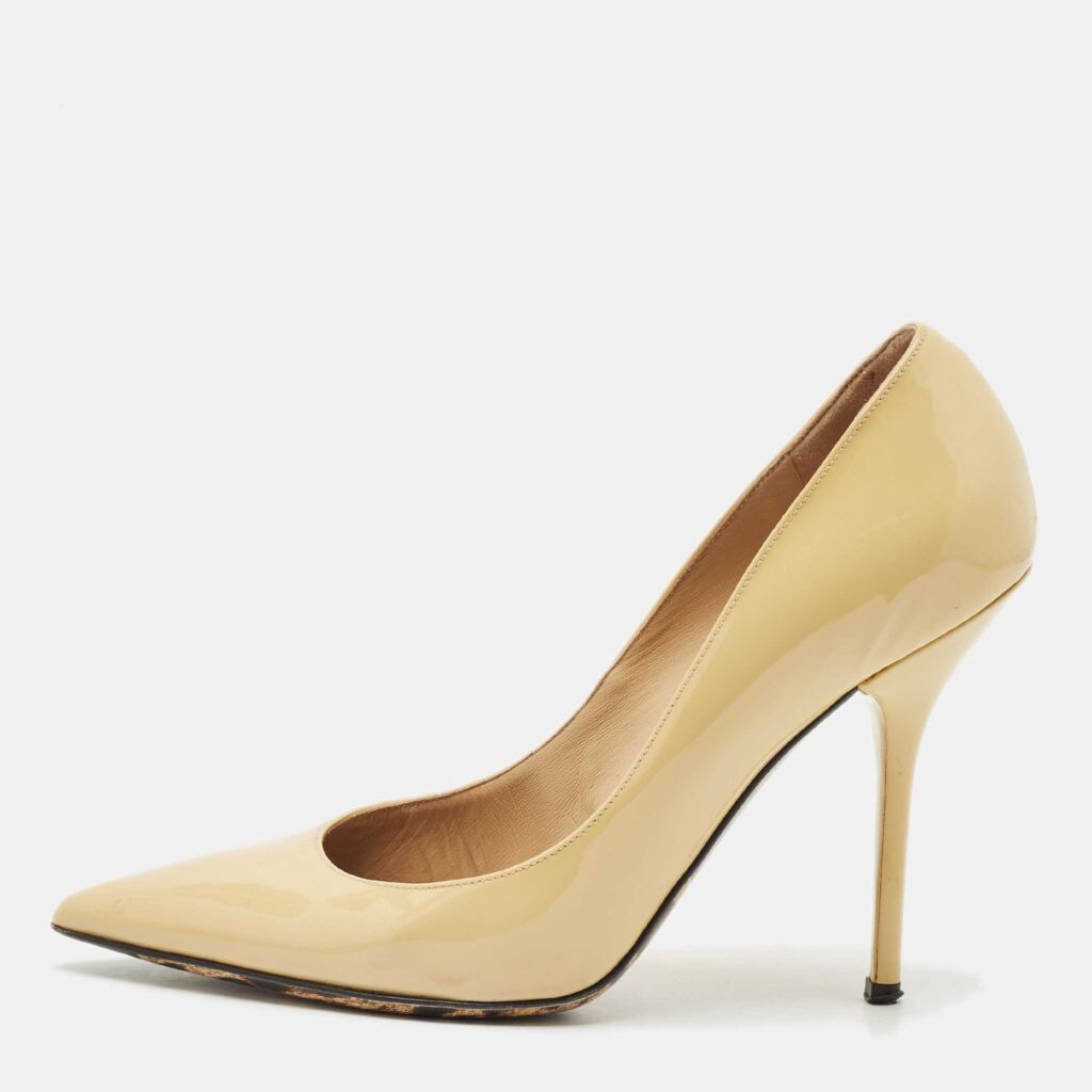 Dolce & Gabbana Beige Patent Leather Pointed Toe Pumps Size 40 Dolce & Gabbana Beige Patent Leather Pointed Toe Pumps Size 40