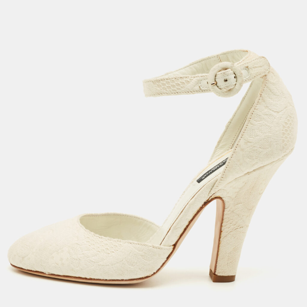 Dolce & Gabbana White Jacquard Majolica Mary Jane Pumps Size 38 Dolce & Gabbana White Jacquard Majolica Mary Jane Pumps Size 38