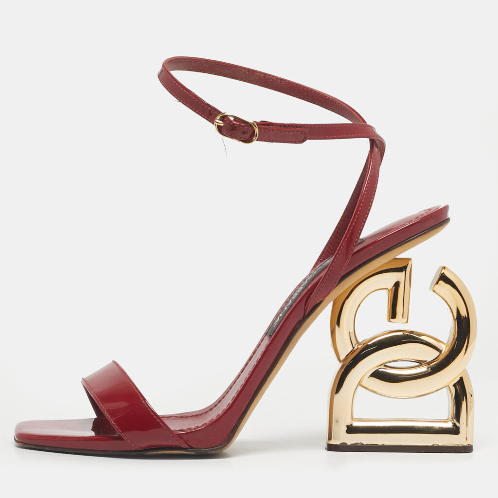 Dolce & Gabbana Red Patent Leather Keira Ankle Strap Sandals Size 39 Dolce & Gabbana Red Patent Leather Keira Ankle Strap Sandals Size 39