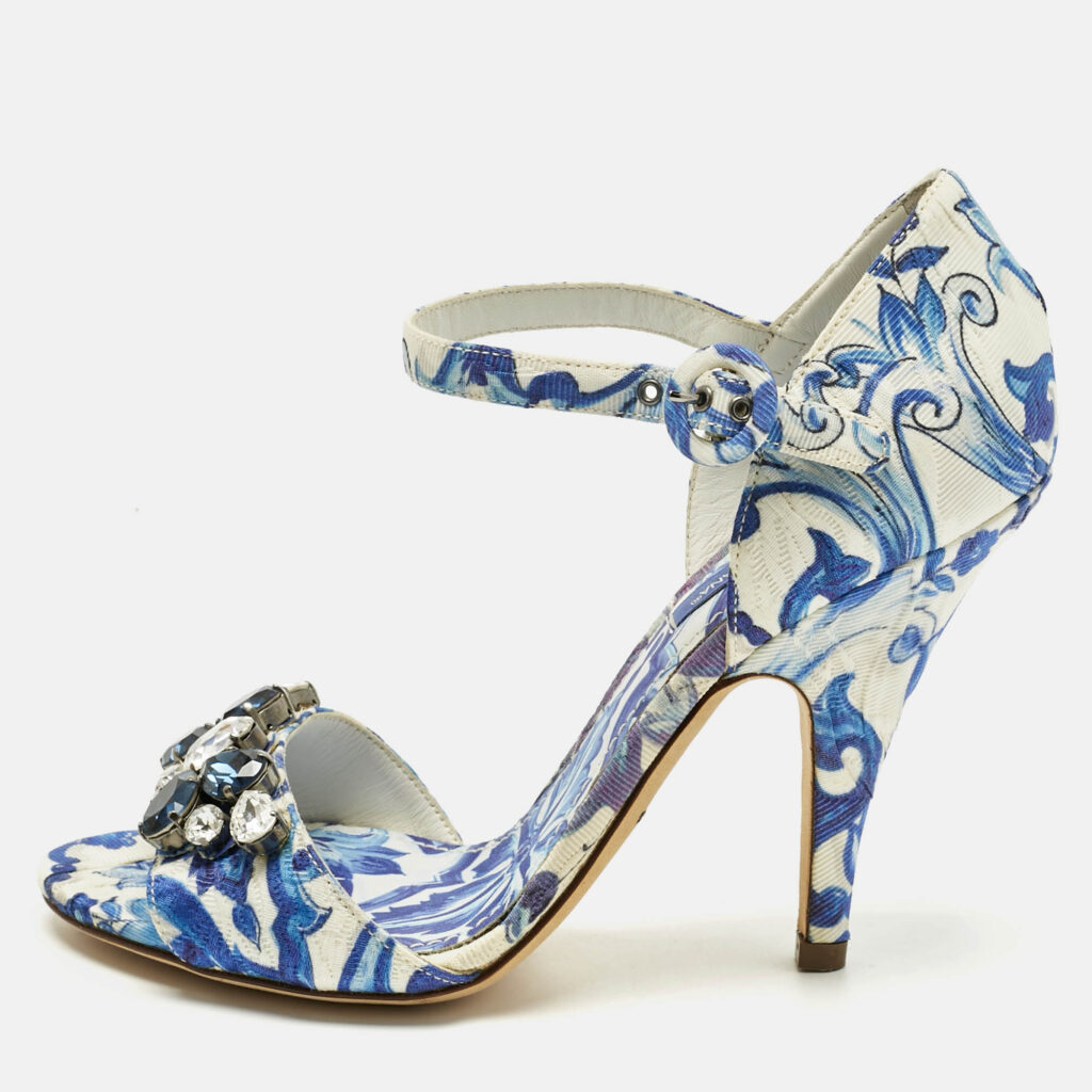 Dolce & Gabbana Blue Brocade Fabric Crystal Embellish Majolica Ankle Strap Sandals Size 36 Dolce & Gabbana Blue Brocade Fabric Crystal Embellish Majolica Ankle Strap Sandals Size 36