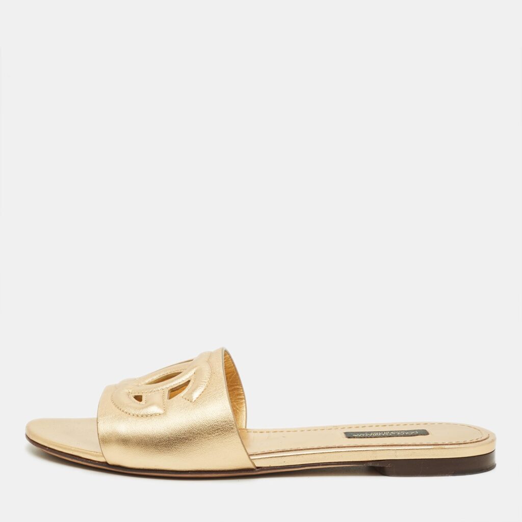 Dolce & Gabbana DG Logo Size 37 Gold Leather Flat Slide Dolce & Gabbana DG Logo Size 37 Gold Leather Flat Slide