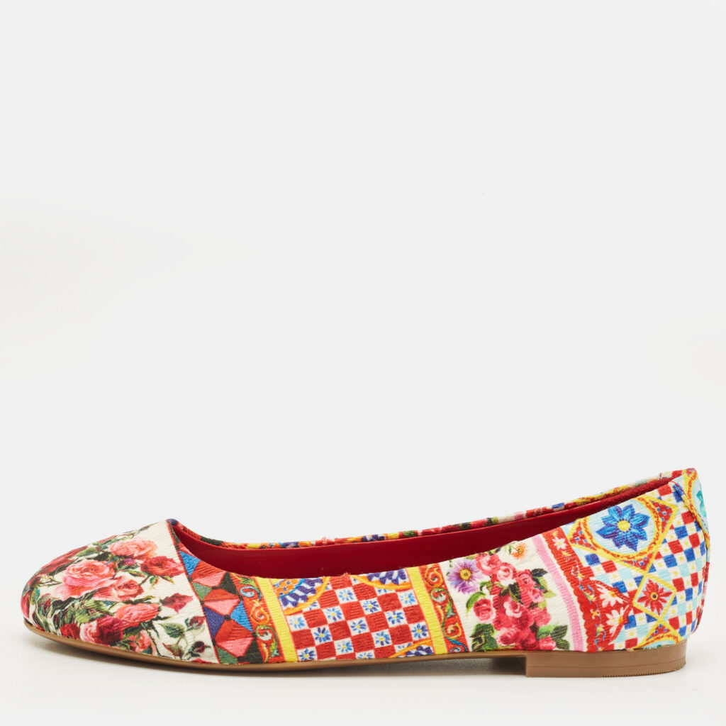 Dolce & Gabbana Size 38 Multicolor Fabric Round Toe Ballet Flats Dolce & Gabbana Size 38 Multicolor Fabric Round Toe Ballet Flats