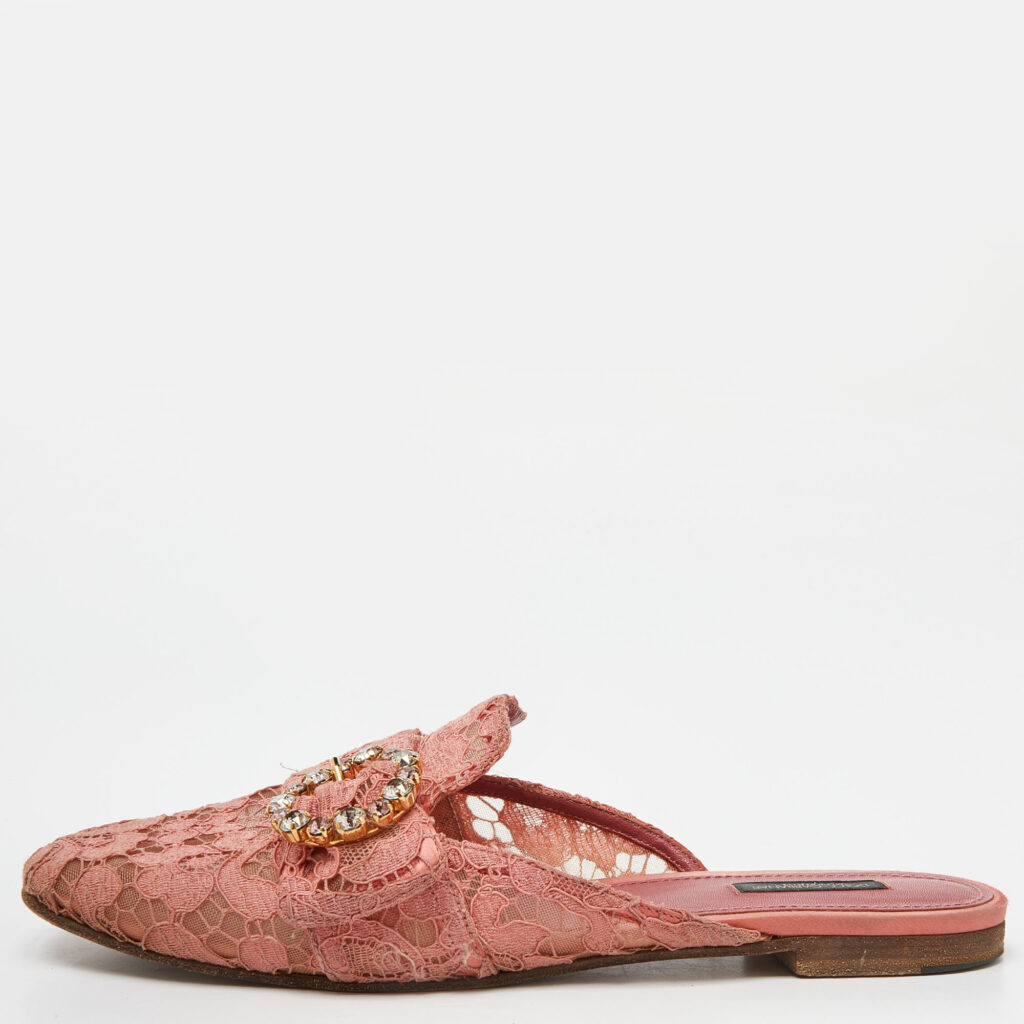 Dolce & Gabbana Pink Lace Crystal Embellished Flat Mules Size 41 Dolce & Gabbana Pink Lace Crystal Embellished Flat Mules Size 41